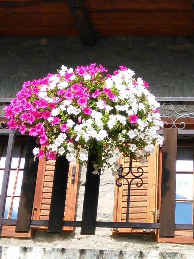 Ferienwohnung Il Tipico Aosta Exterior foto